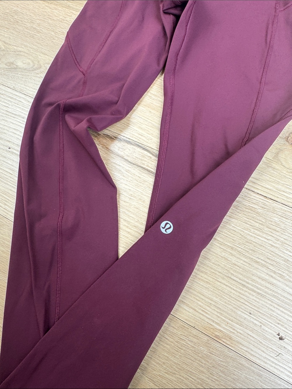 NWOT. Lululemon fast and free leggings - burgundy size 4